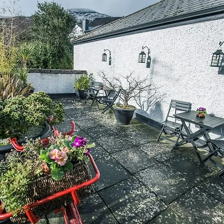 Mc Kevitts Village מלון 2*