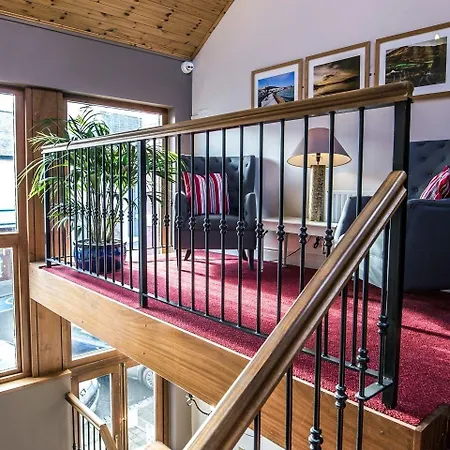 Mc Kevitts Village 酒店