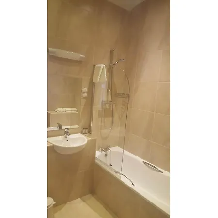 Hotel Mc Kevitts Village Carlingford