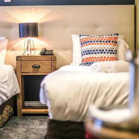 מלון Mc Kevitts Village