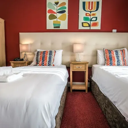 מלון Mc Kevitts Village