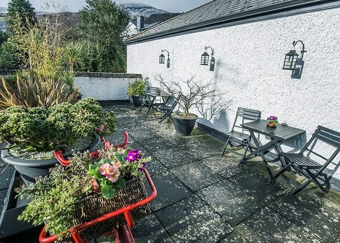 Mc Kevitts Village Hotel 2*