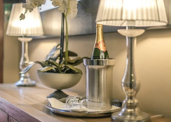 Hotel Mc Kevitts Village 2*