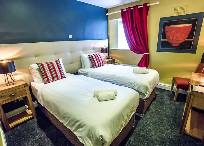 Hotel Mc Kevitts Village 2*