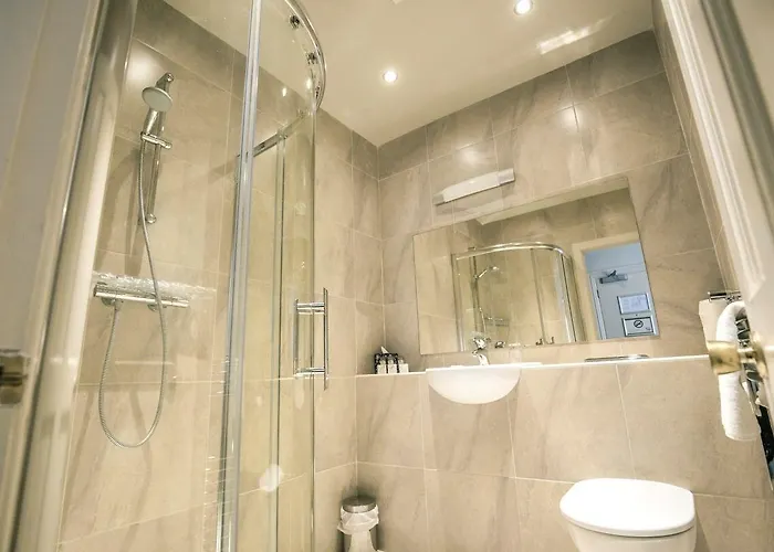 Mc Kevitts Village Hotel